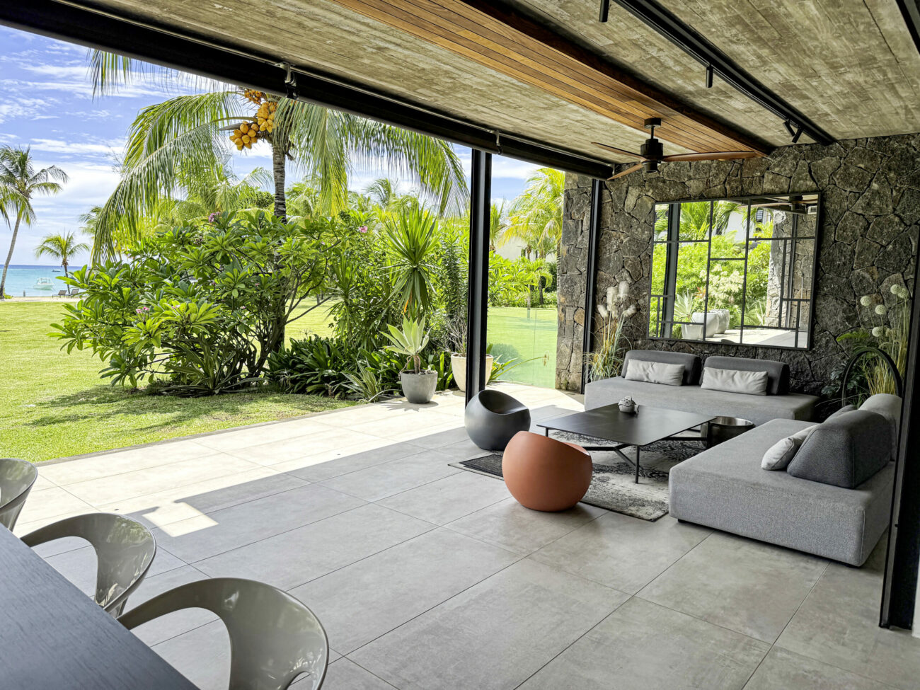 Erok apartment GF - villa rental in Mauritius